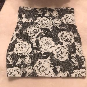 Floral stretch mini skirt